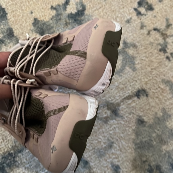 On cloud 5 blush running shoes - Picture 3 of 9